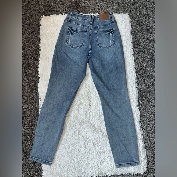 Woman’s Judy Blues - Picture 3 of 4